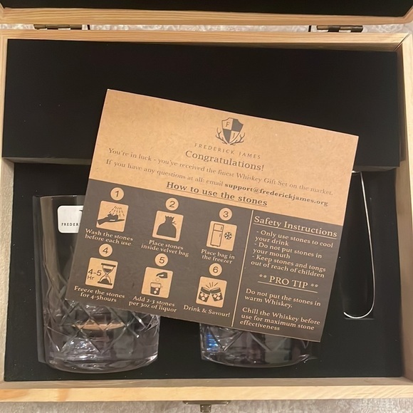 Brand New "World's Best Dad" Whiskey Glass Gift Set Wooden Engraved Box Stones - Picture 9 of 16